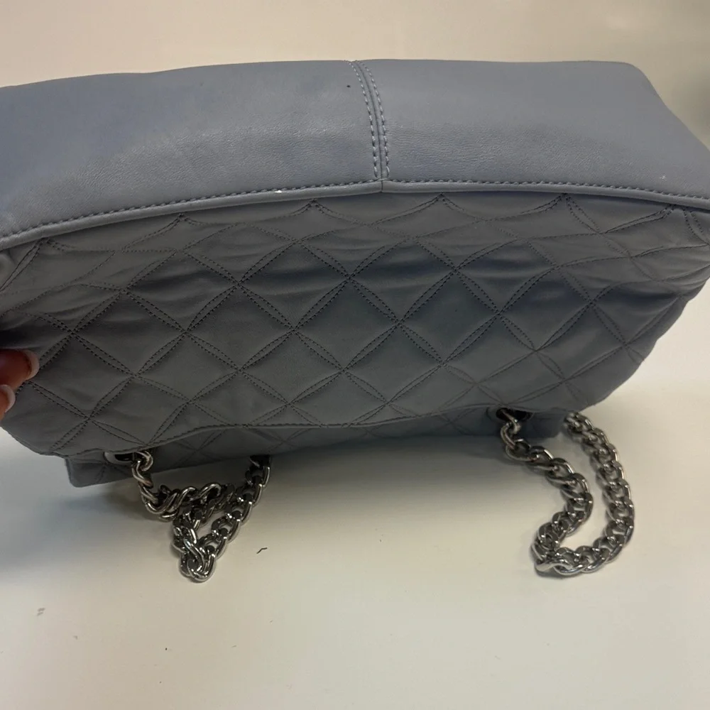 Kate Spade Quilted Gray Shoulder Bag with Chain Strap